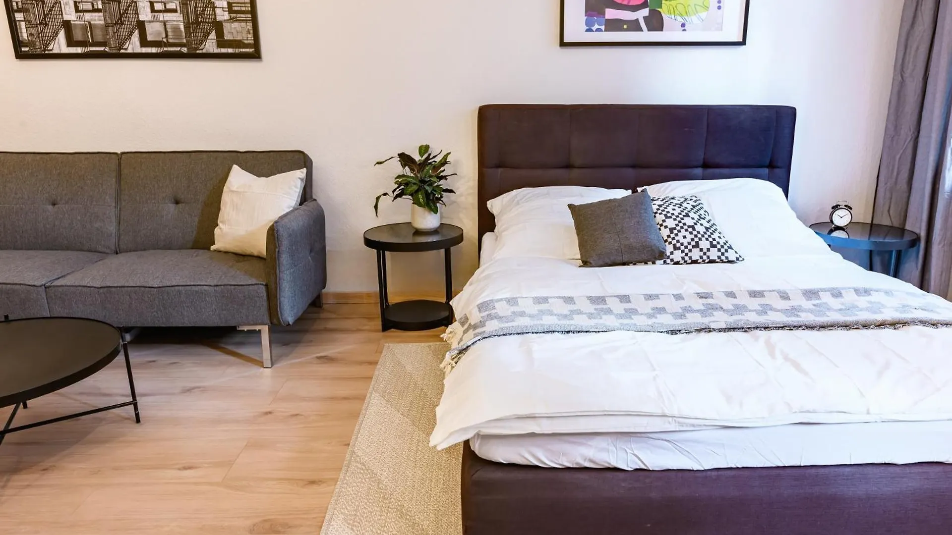 Bh5 Ron Apartment Berlin