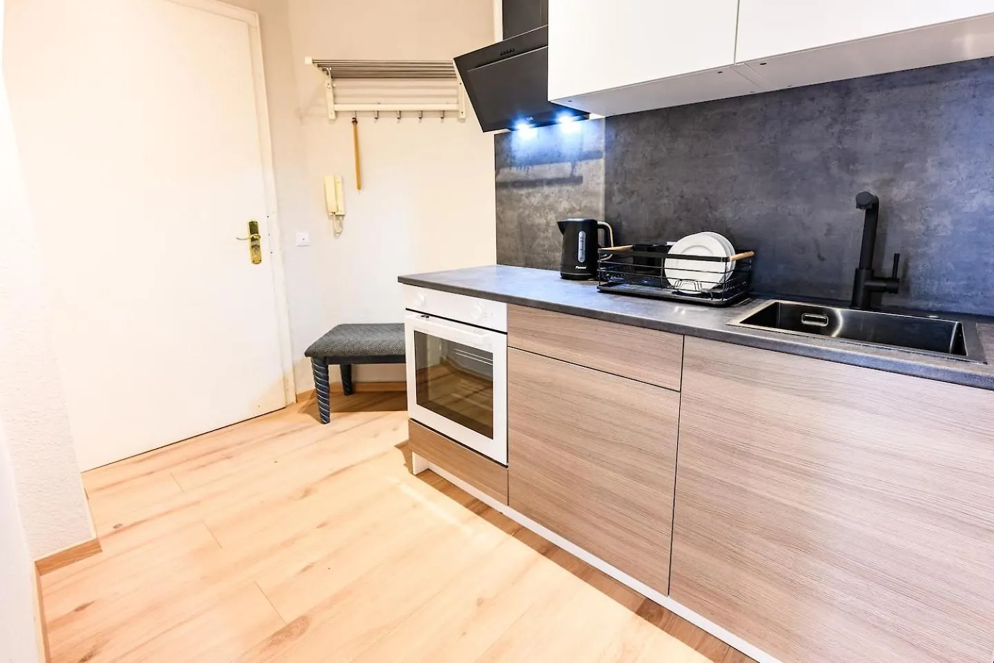 Bh5 Ron Apartment Berlin 0*,
