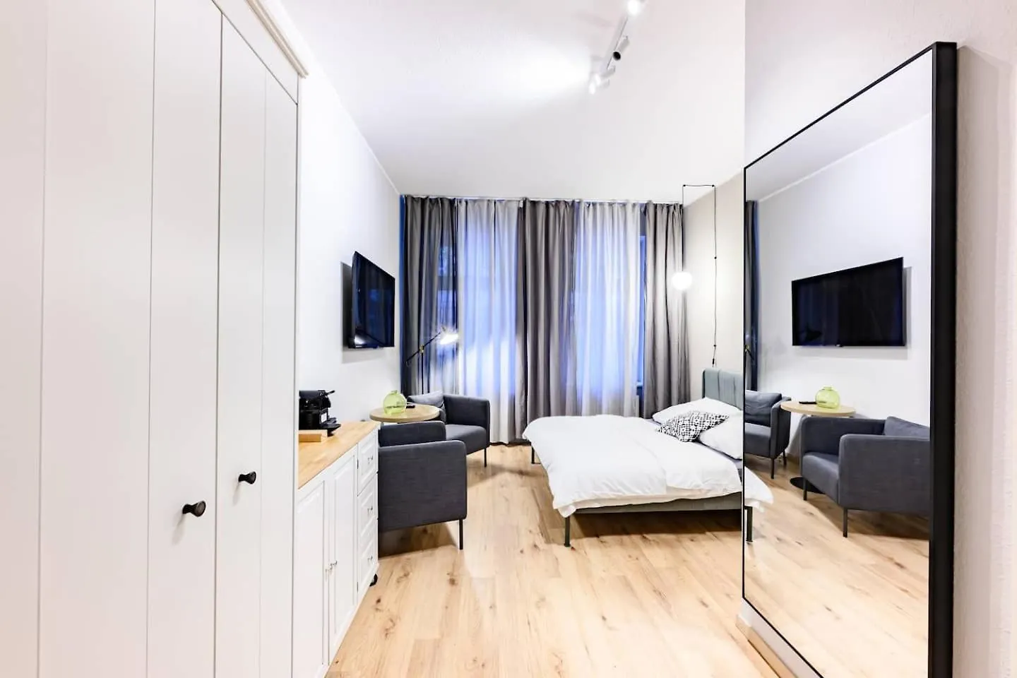 Bh5 Ron Apartment Berlin