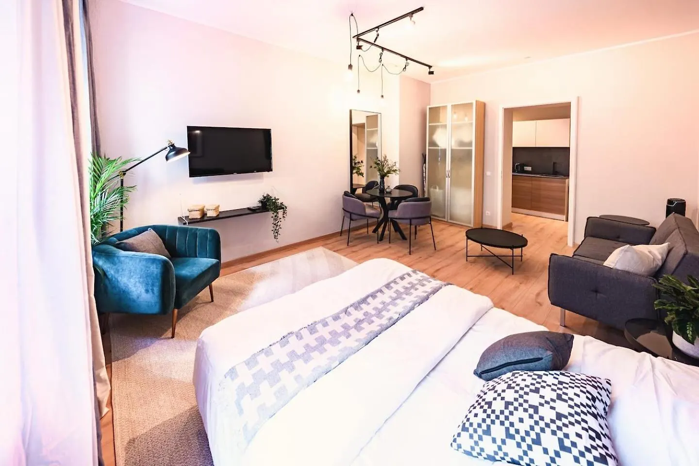 Bh5 Ron Apartment Berlin