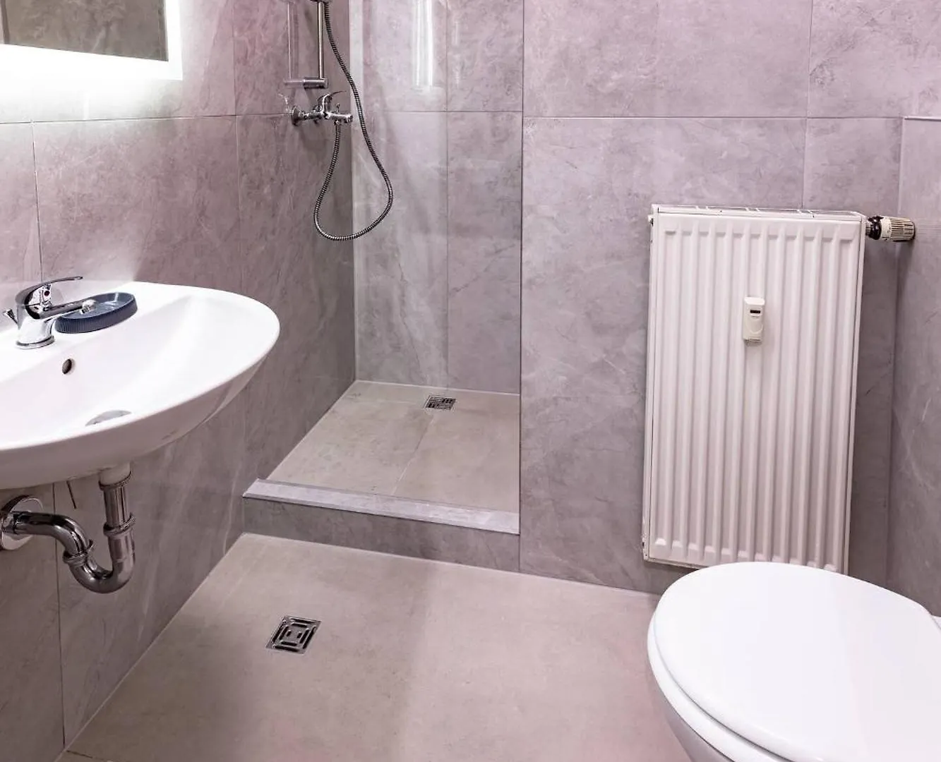 Cozy Studio Apartments In Berlin Prenzlauer Berg 0*,